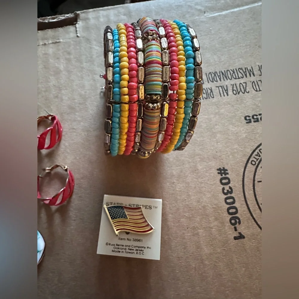 Elegant Multicolor Jewelry Set lot